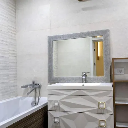 アパート Maison Chic Avec Euro-Renovation+Garage
