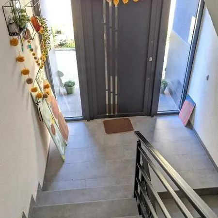 Daire Maison Chic Avec Euro-Renovation+Garage *